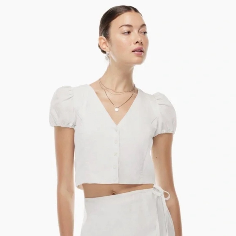 Aritzia Sunday Best Linen Babbs Blouse